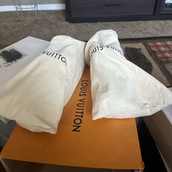 Louis vutton LV trainer sneakers - Picture 3 of 6